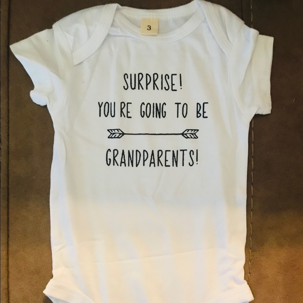 Pregnancy announcement onesies grandparents